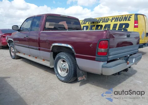 2001 Dodge Ram 1500 St из США, поврежденный, VIN 3B7HC13Z61M251808